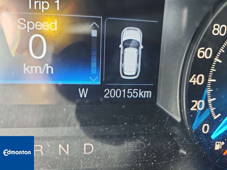 2016-ford-explorer-image-8