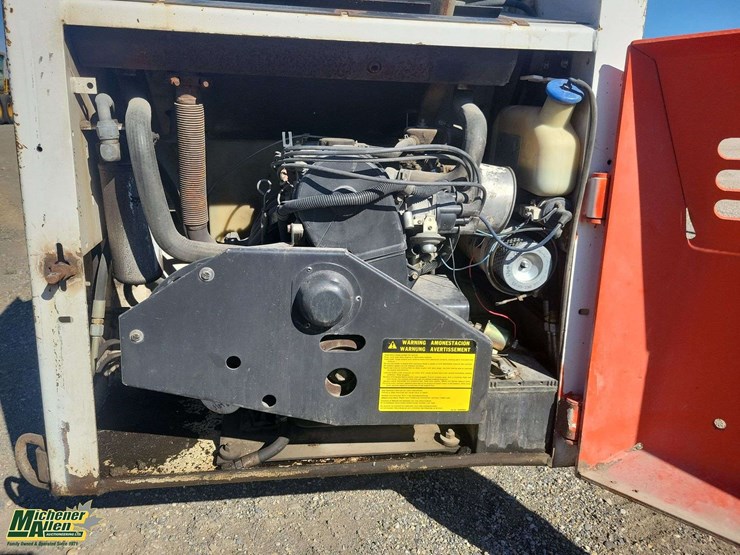 bobcat-642b-image-16