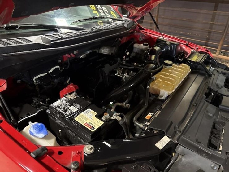 2017-ford-f150-image-13
