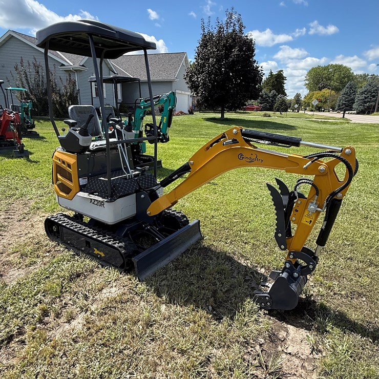 #609 • 2025 CFG Industrial XZ20R Hydraulic Track Type Mini Excavator