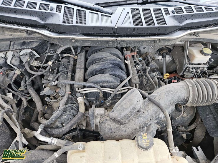 2021-ford-f150-image-34