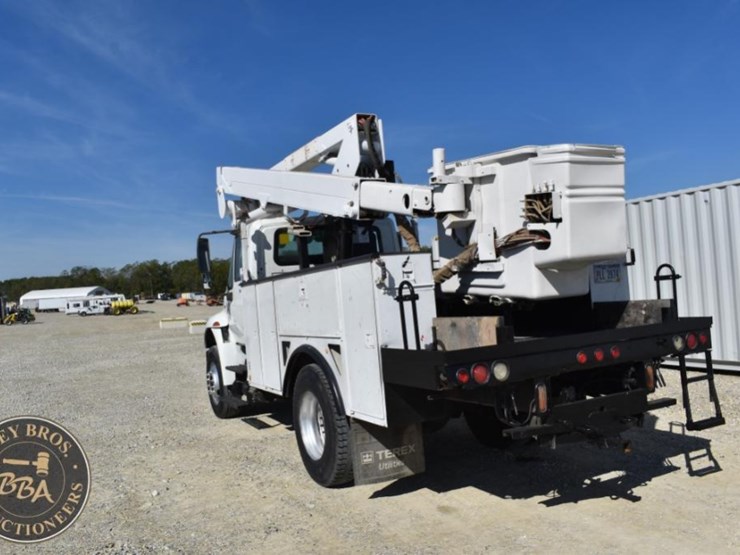 2012-international-durastar-4300-image-10