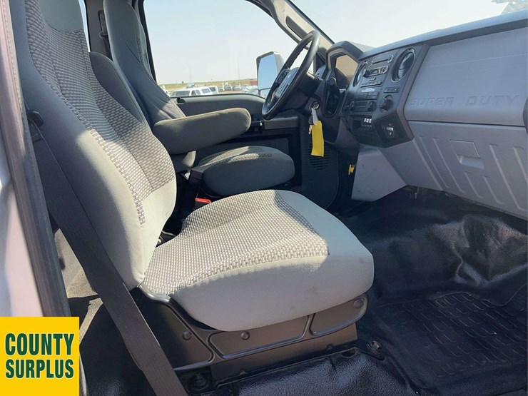 2017-ford-f750-image-10
