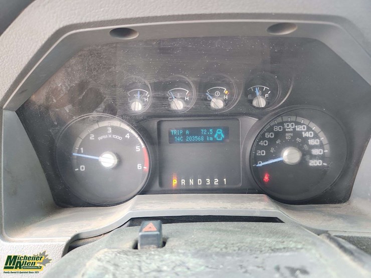 2014-ford-f550-image-10