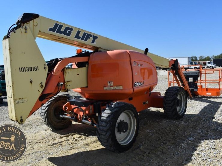 2013-jlg-600aj-image-7