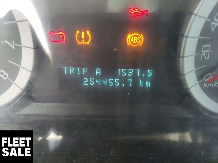 2012-ford-escape-image-7