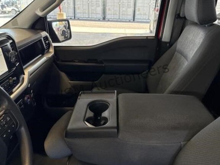 2022-ford-f150-image-24