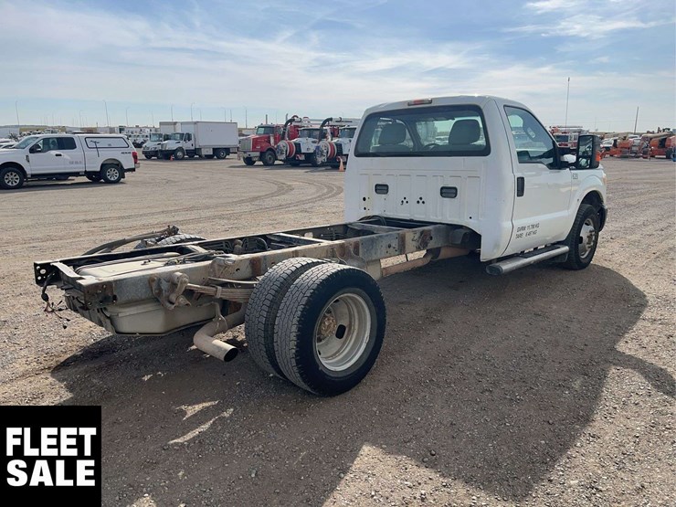 2011-ford-f350-image-4