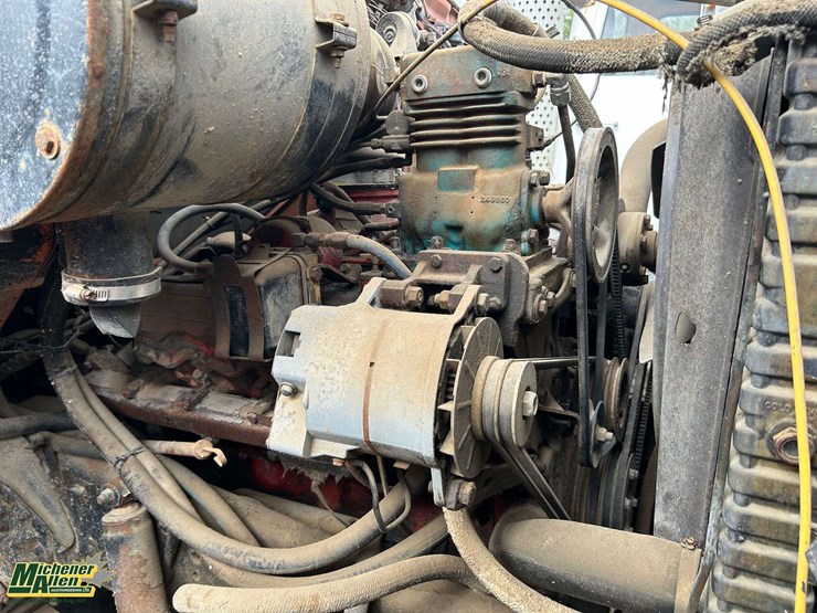 1994-ford-ln8000-image-27