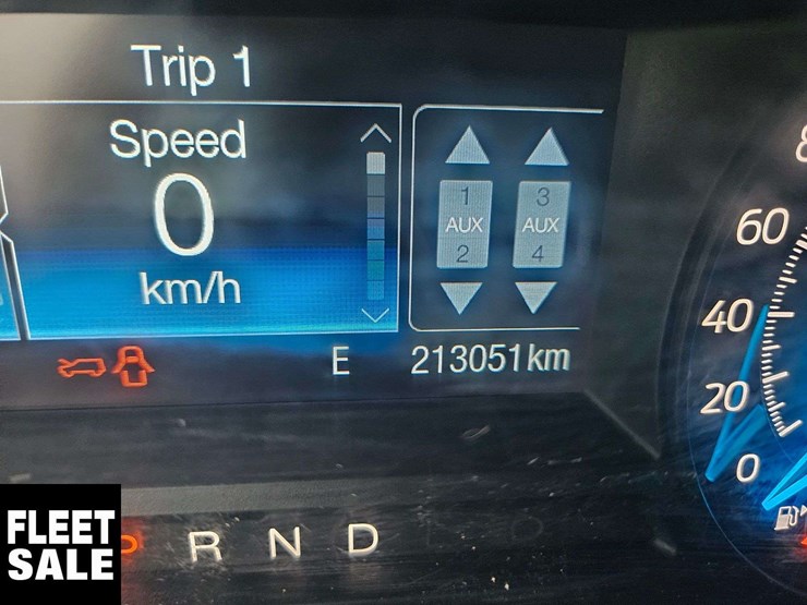 2016-ford-explorer-image-7
