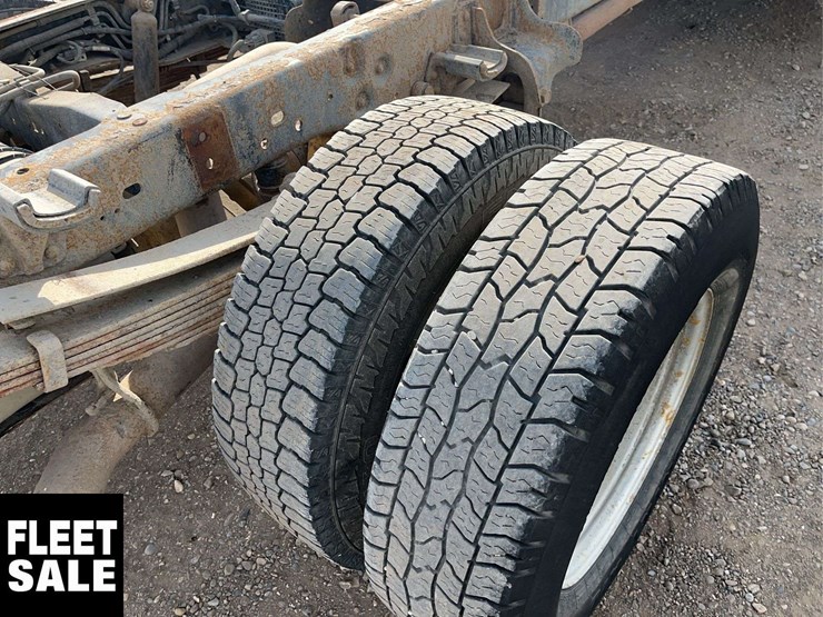 2011-ford-f350-image-9