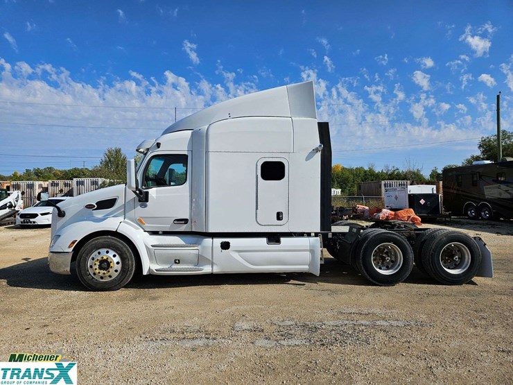 2019-peterbilt-579-image-2