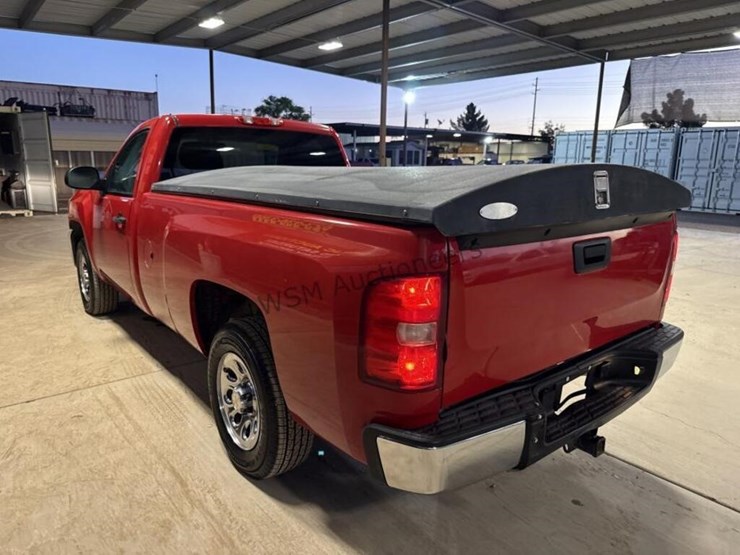 2013-chevrolet-silverado-1500-image-6
