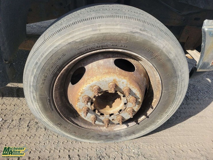 2006-ford-f550-image-23