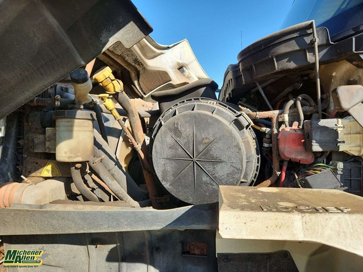 2012-international-workstar-7600-image-10