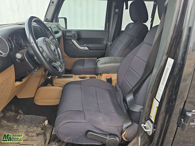 2011-jeep-wrangler-image-14
