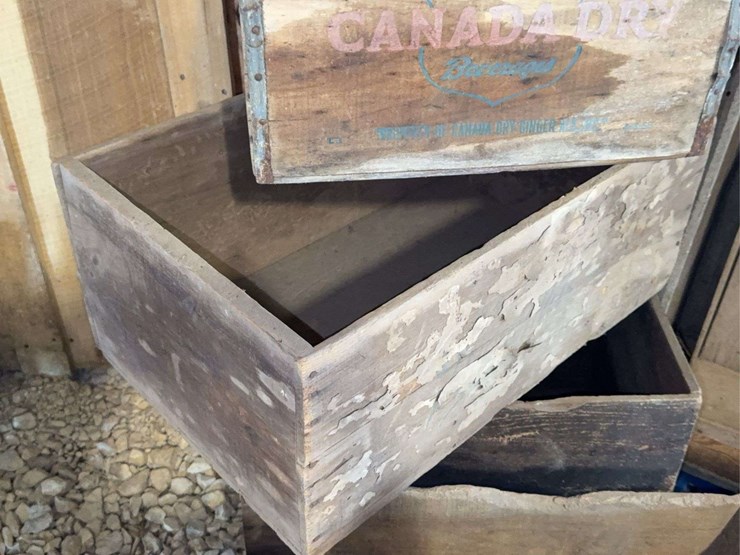 group-of-wood-boxes-image-6