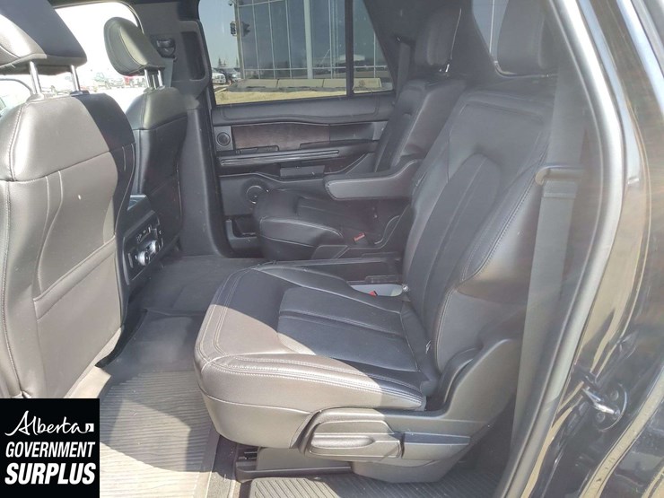 2021-ford-expedition-image-17