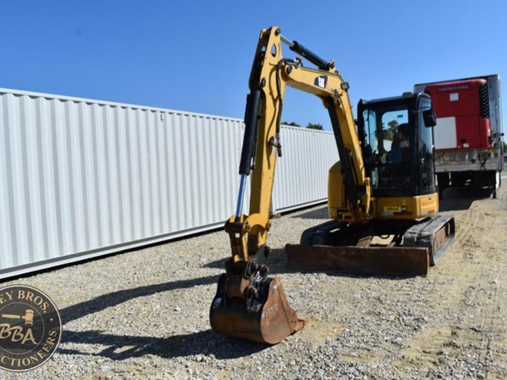 2013-caterpillar-305.5d-cr-image-14