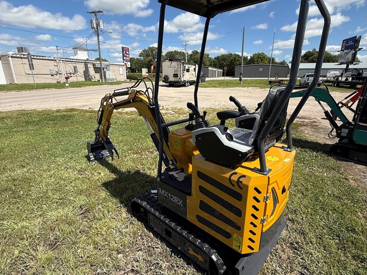 #608-•-2025-cfg-industrial-mx12rx-hydraulic-track-type-mini-excavator-image-19