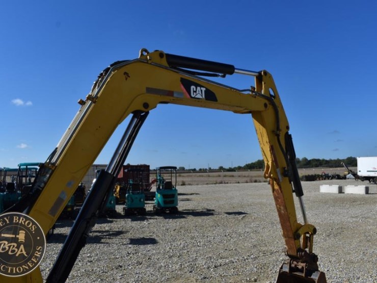 2013-caterpillar-305.5d-cr-image-19