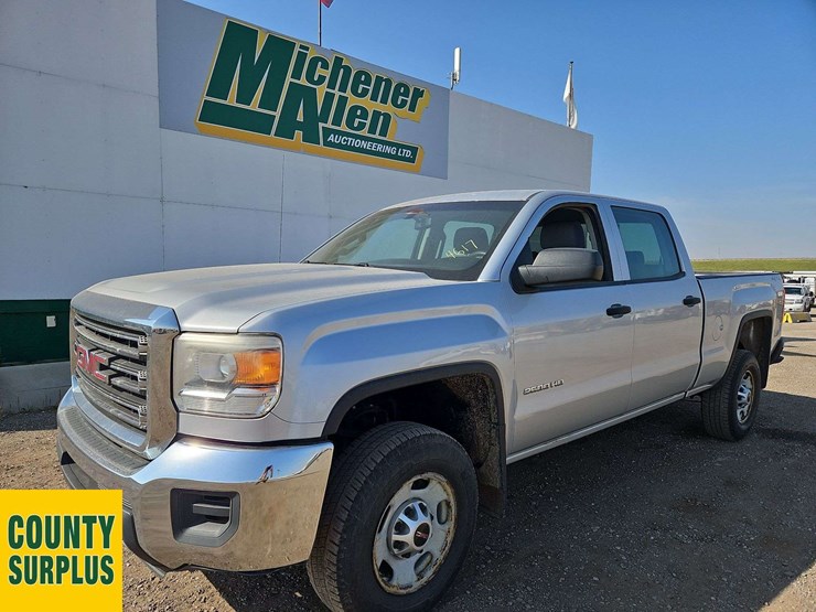 2015-gmc-sierra-2500hd-image-1