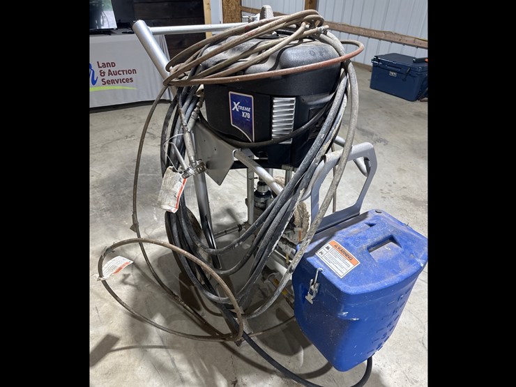 #75-•-xtreme-x70-180cc-paint-sprayer-image-2