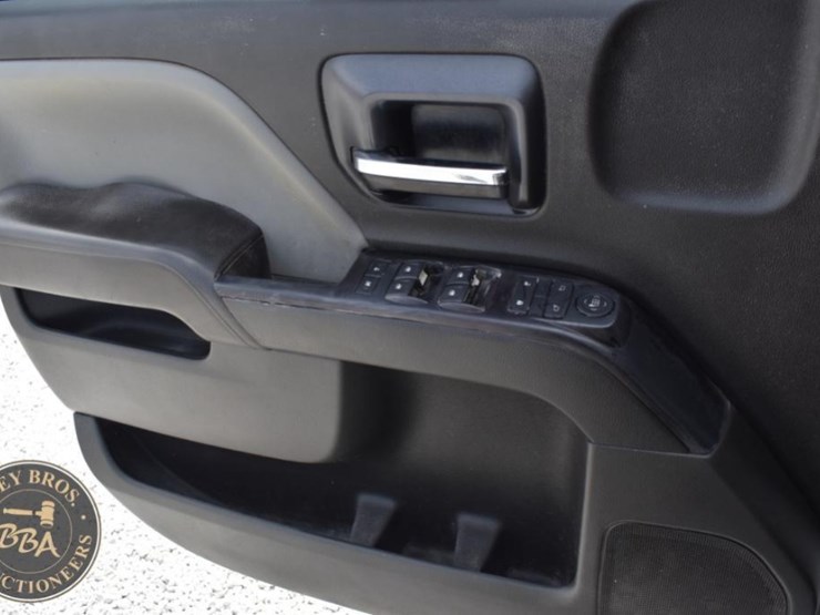 2016-chevrolet-silverado-1500-image-70
