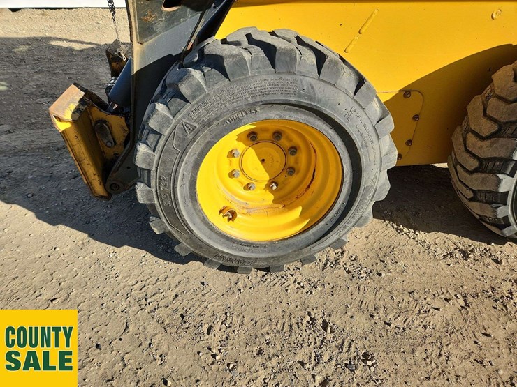 deere-324g-image-25