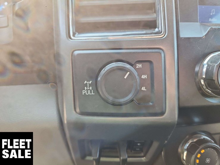 2021-ford-f250-image-12