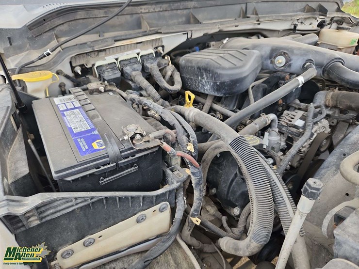 2014-ford-f550-image-38