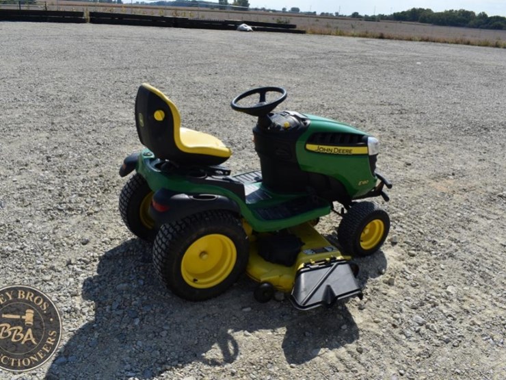 john-deere-e180-image-5