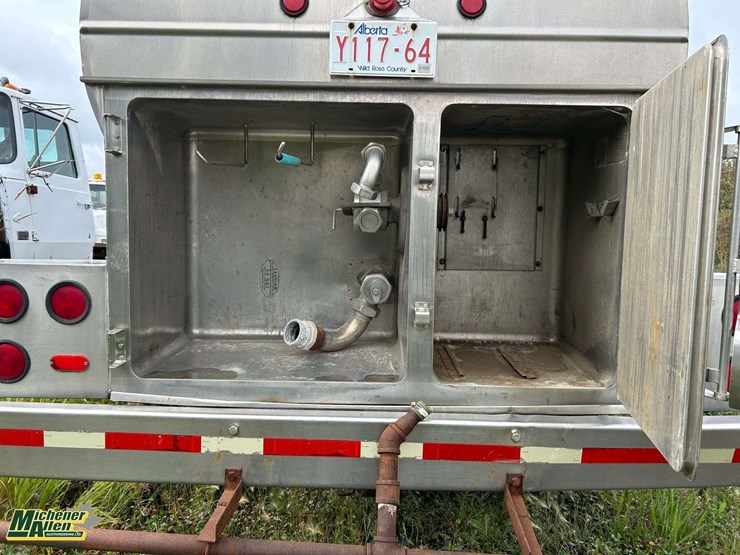 1975-certified-t.p.u.-t/a-water-tank-trailer-image-13