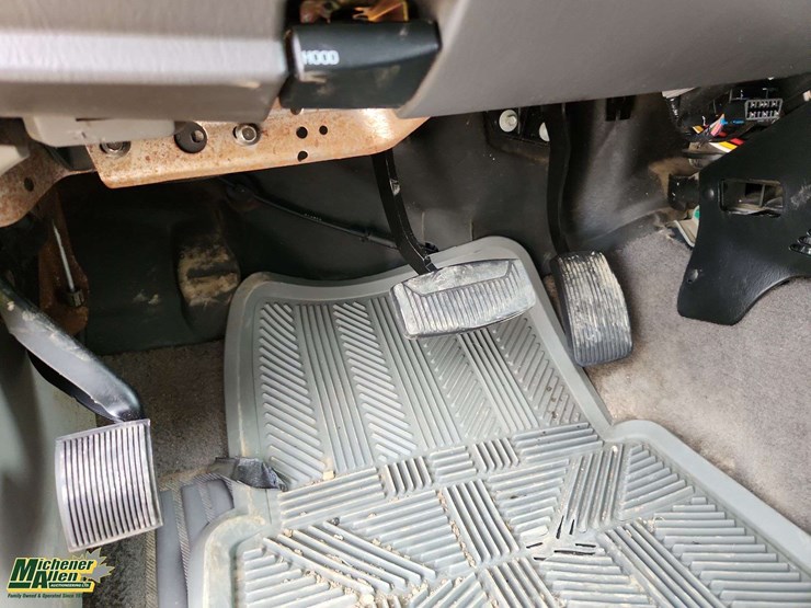2002-ford-f150-image-15