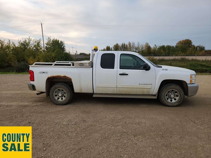 2013-chevrolet-silverado-1500-image-34