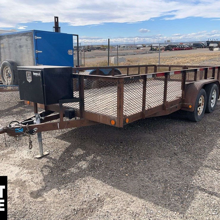 2009 LOAD TRAIL Car trailer