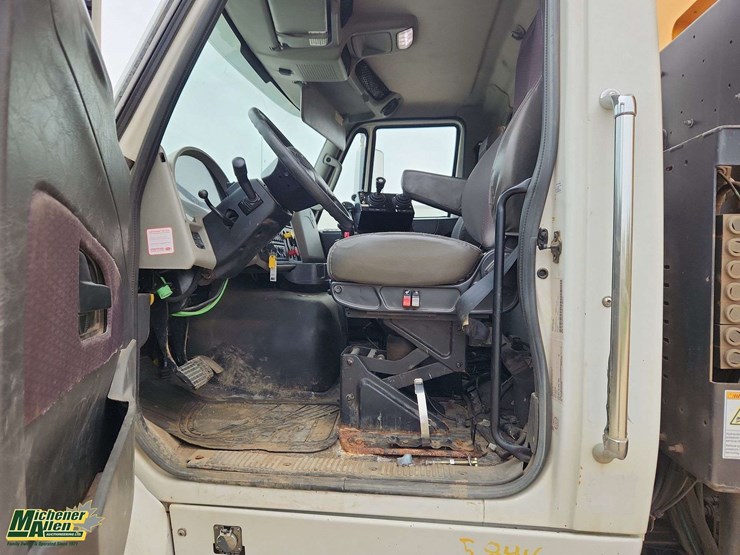 2016-international-workstar-7600-image-16