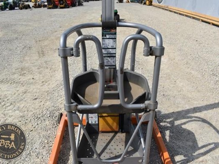 2012-jlg-fs80-image-15