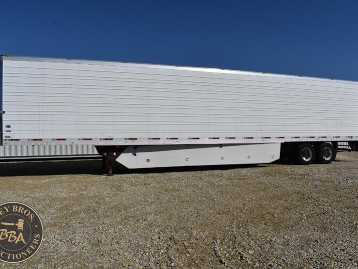 2013-utility-3000r-image-2