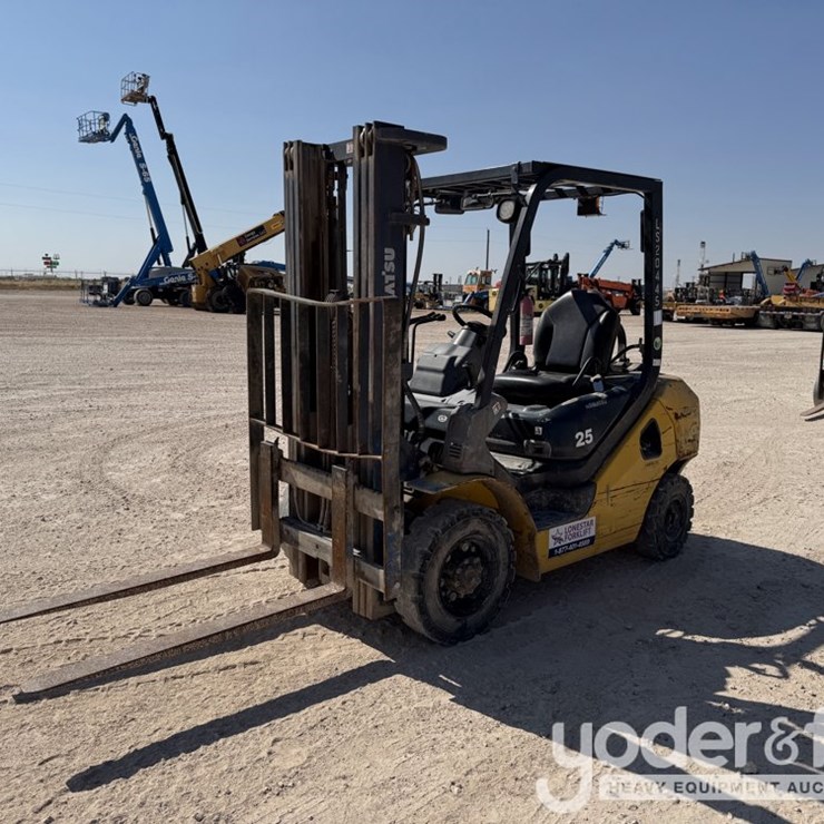 2018 KOMATSU FG25T-16