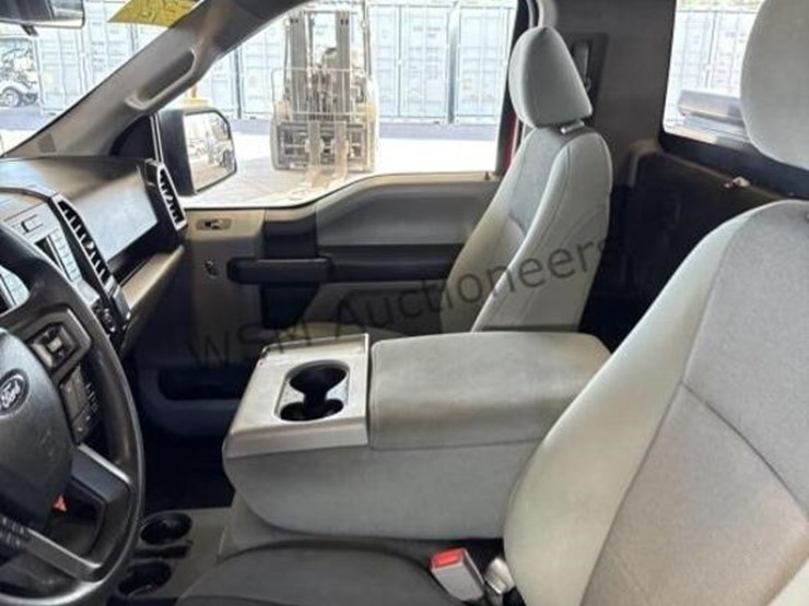 2018-ford-f150-image-21
