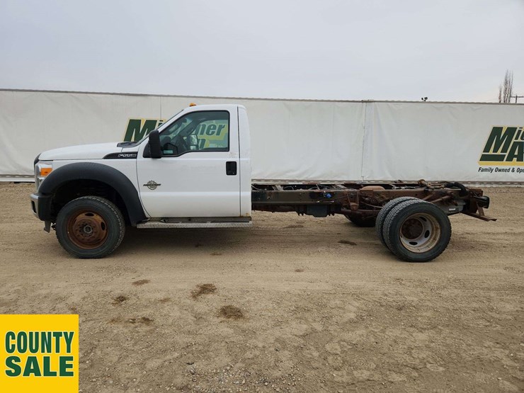 2013-ford-f550-image-2