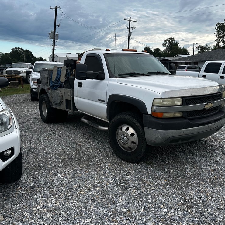 2001 CHEVROLET 3500