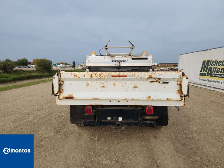 2012-ford-f550-image-4