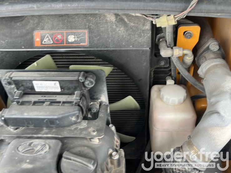 2018-hyundai-30lc-7a-image-25