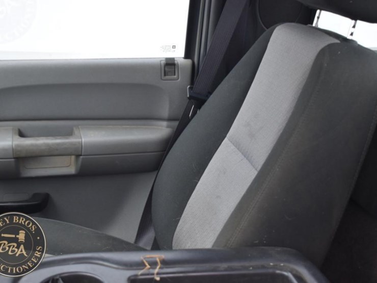 2009-chevrolet-silverado-1500-image-64