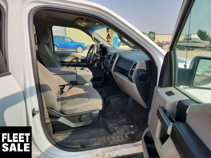 2017-ford-f150-image-17