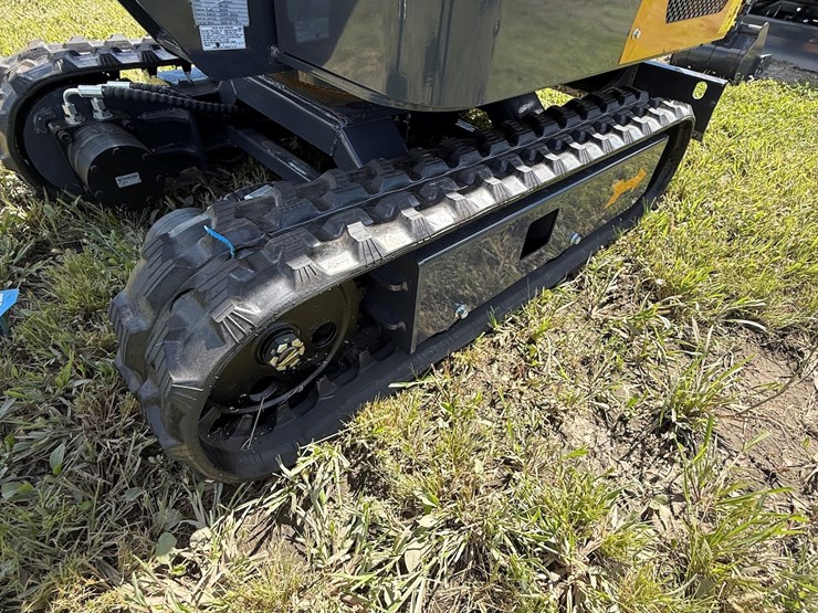 #608-•-2025-cfg-industrial-mx12rx-hydraulic-track-type-mini-excavator-image-16