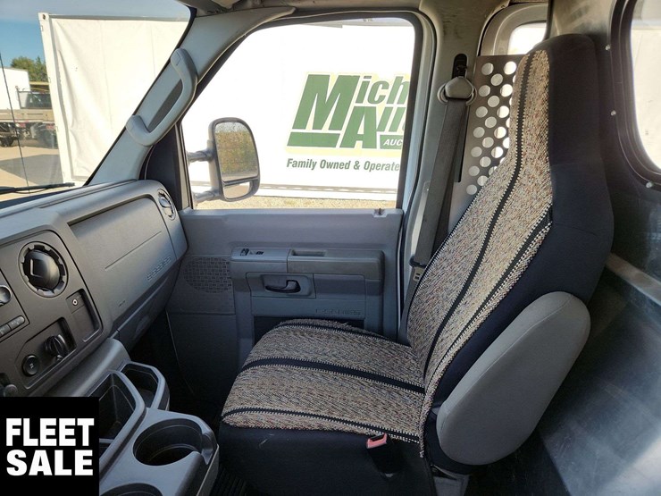 2012-ford-cargo-image-14