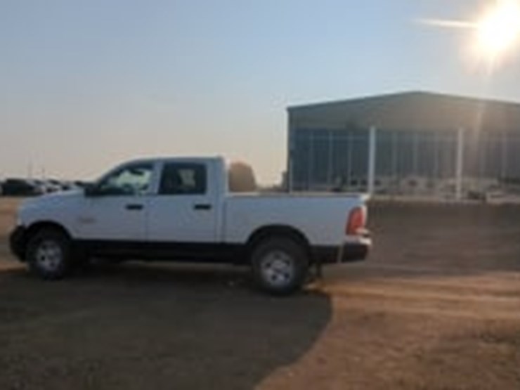 2016-ram-tradesman-image-5